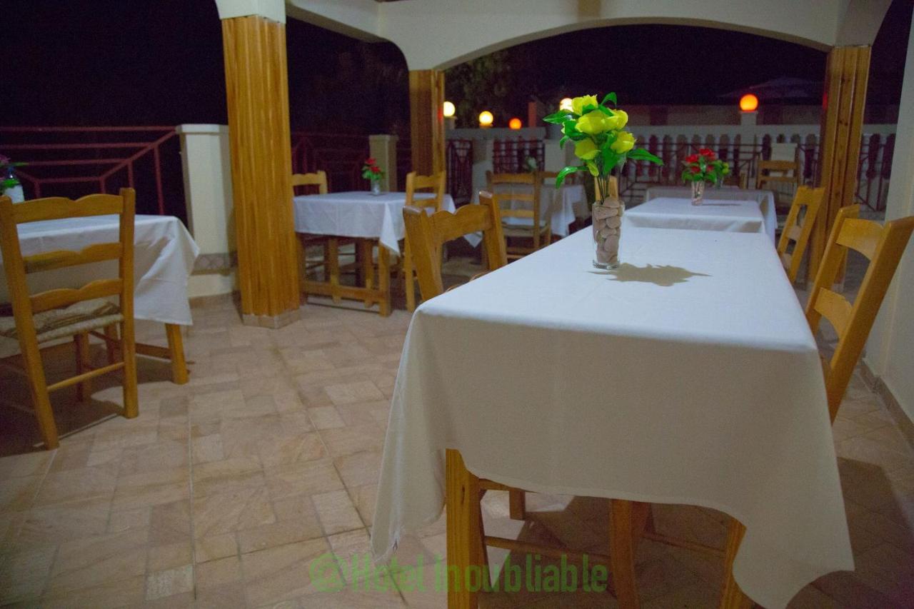 Hotel Inoubliable Cotterelle Buitenkant foto