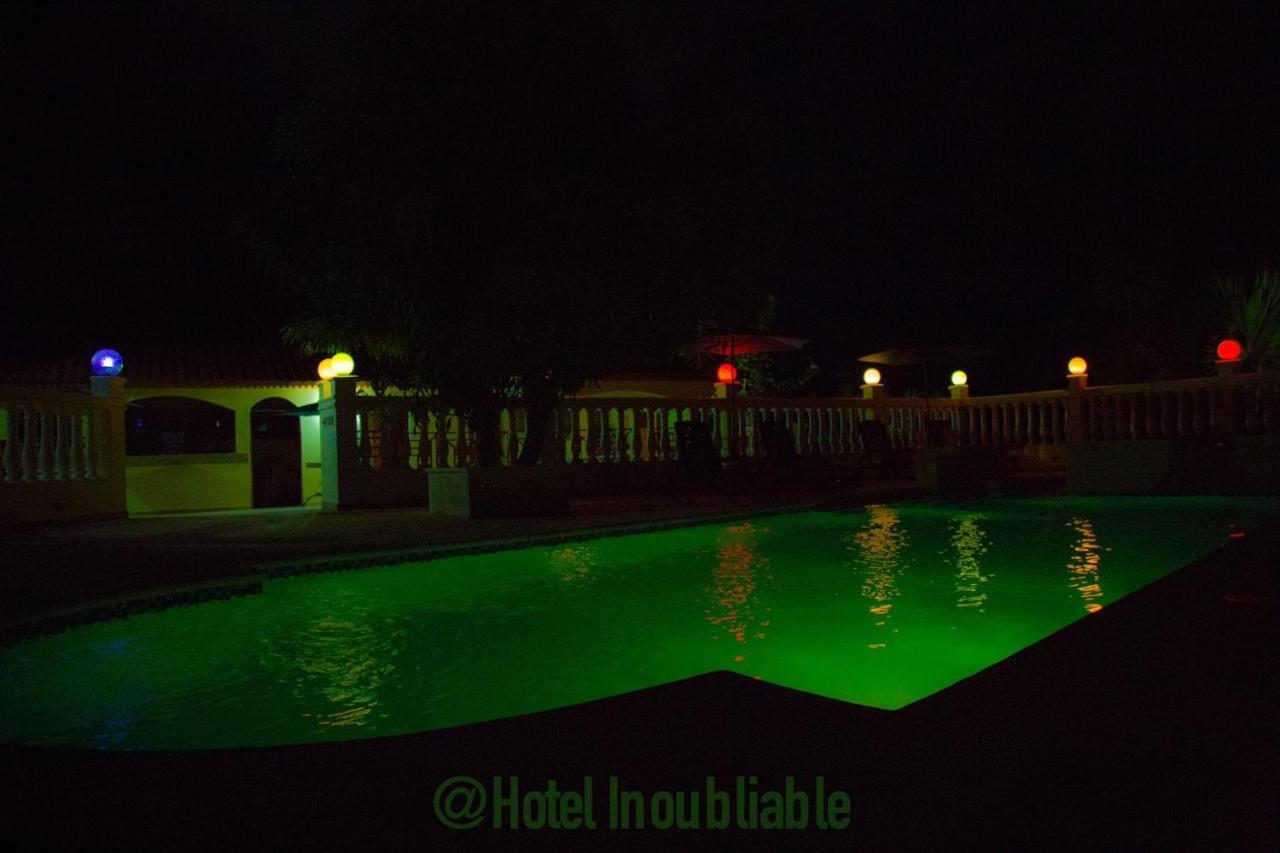 Hotel Inoubliable Cotterelle Buitenkant foto